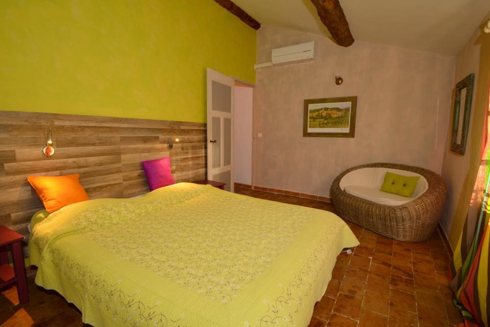Hotel La Tuilière en Luberon Cadenet Esterno foto