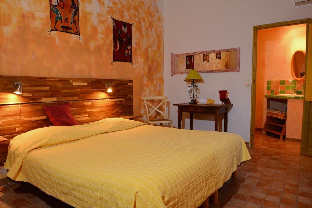 Hotel La Tuilière en Luberon Cadenet Esterno foto