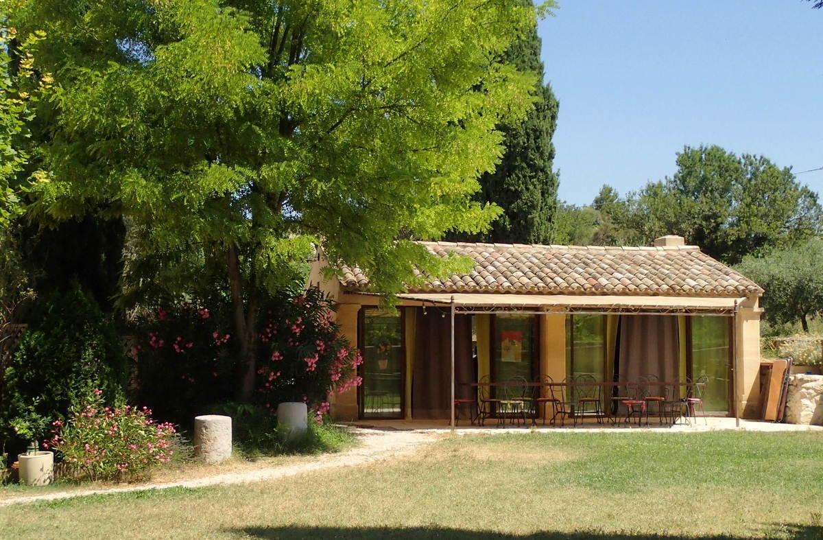 Hotel La Tuilière en Luberon Cadenet Esterno foto
